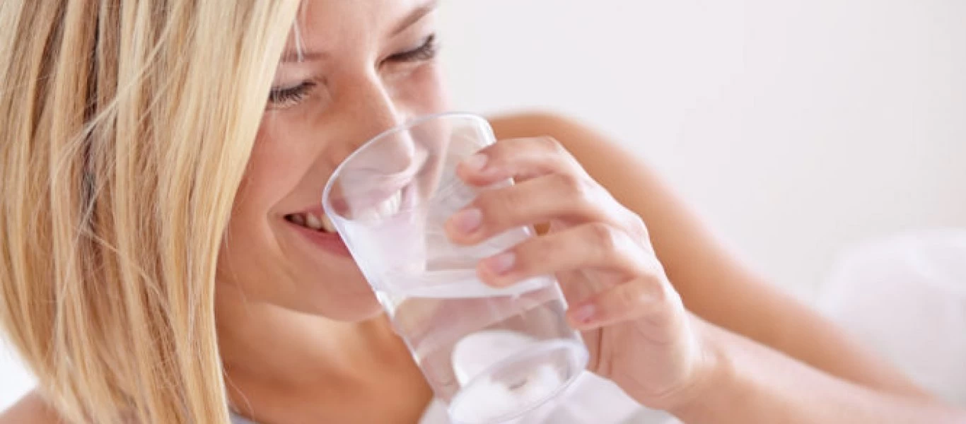 Πόσο νερό πρέπει να πίνετε για να ρυθμίζετε τον μεταβολισμό σας;